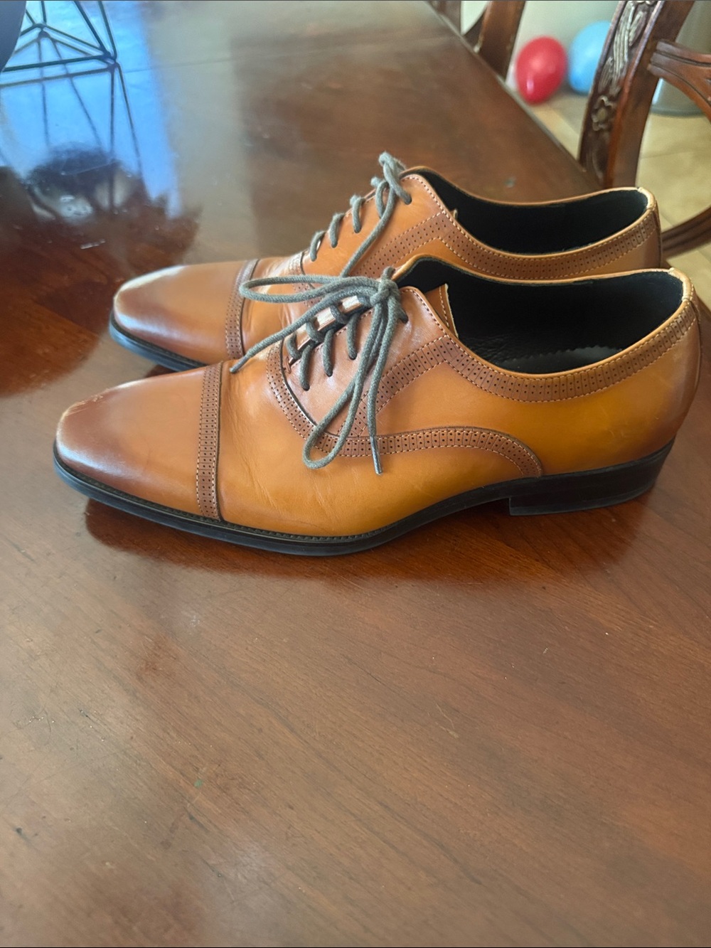 Men's Tan Leather Cap-Toe Oxford Dress Shoes